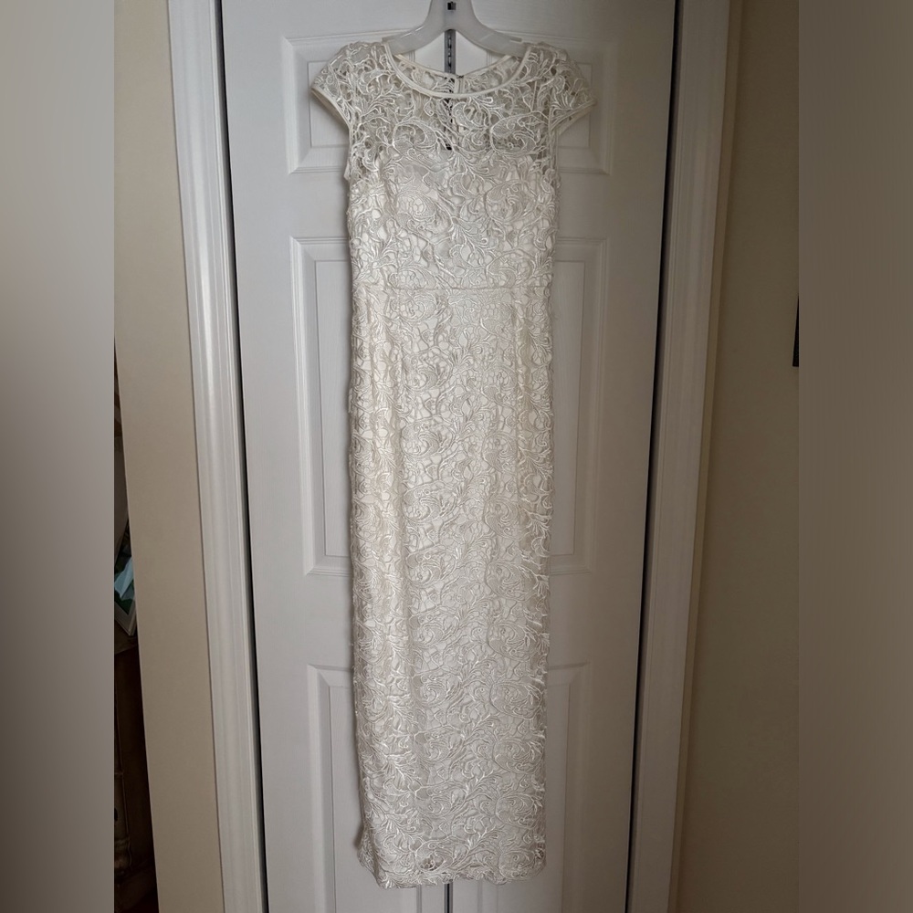 Adrianna Papell Classic Ivory Dress